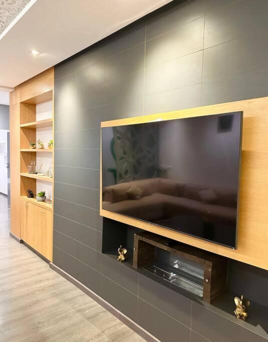 라바트 Luxurious 3 Beds Agdal 아파트 외부 사진