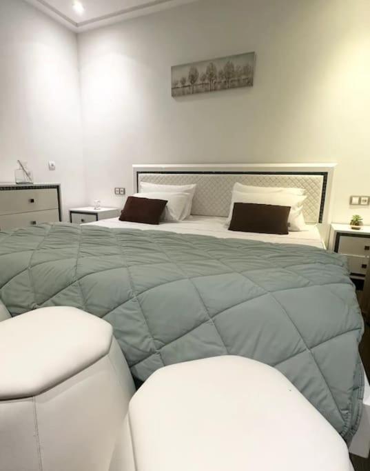 라바트 Luxurious 3 Beds Agdal 아파트 외부 사진